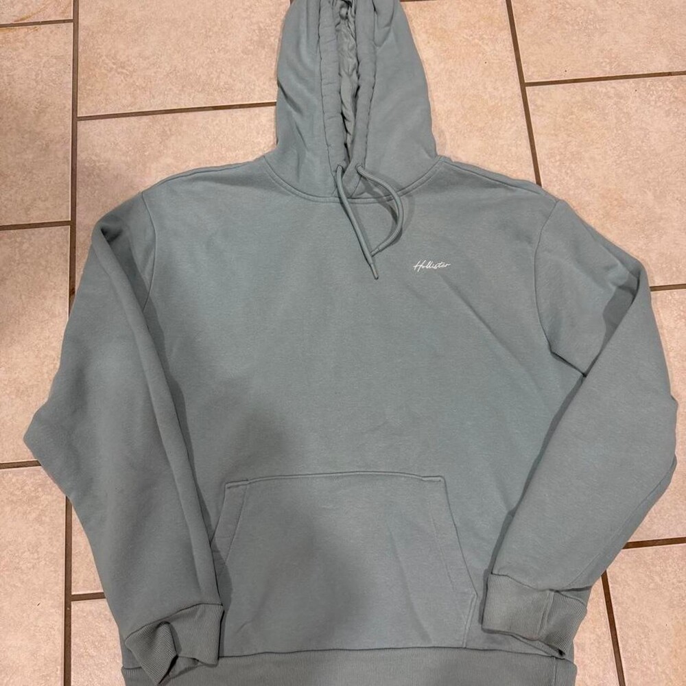 Hollister Co. women’s grey hoodie Size L #california